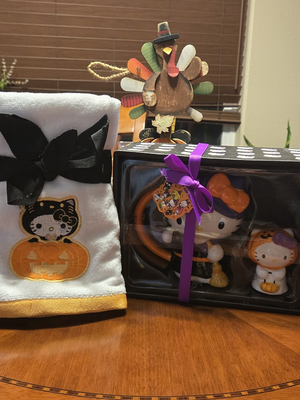 Hello Kitty Halloween Ceramic Mug & Figurine Set, NewDish Towels Set